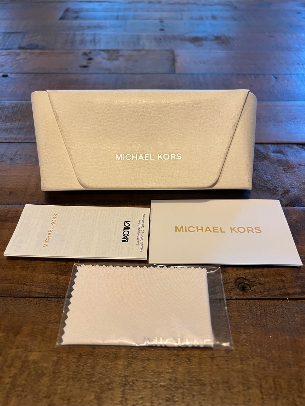 Michael Kors Vivianna Gold Frame Gold/Brown Lens Pilot Sunglasses - Picture 6 of 6